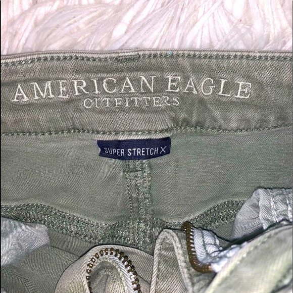 Women’s American Eagle Jegging Stretchy Jeans - Picture 3 of 4